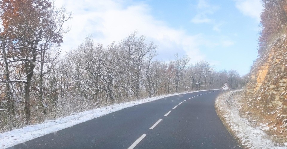 Frankreich - Banassac-Canilhac - am nächsten Morgen noch mehr Winter