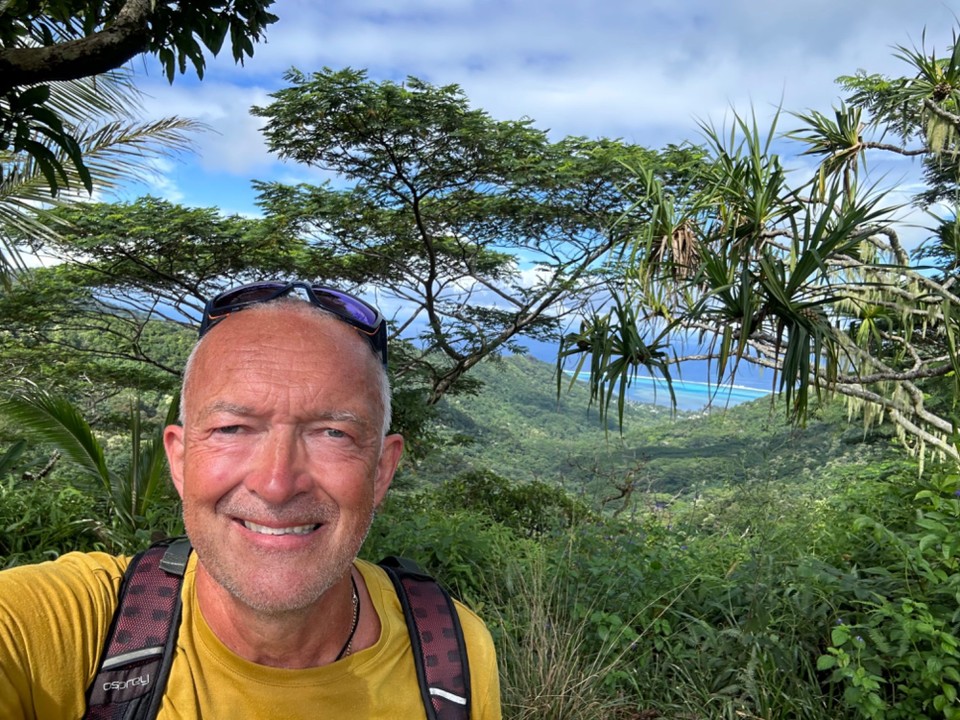 Französisch-Polynesien - Moorea-Maiao - Aussicht oben in Cook‘s bay 