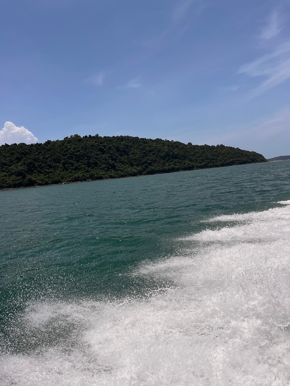 Cambodia - Kiri Sakor - The boat randomly stopped halfway through the journey and we thought we had run out of fuel but somehow they got it working again, thank god 