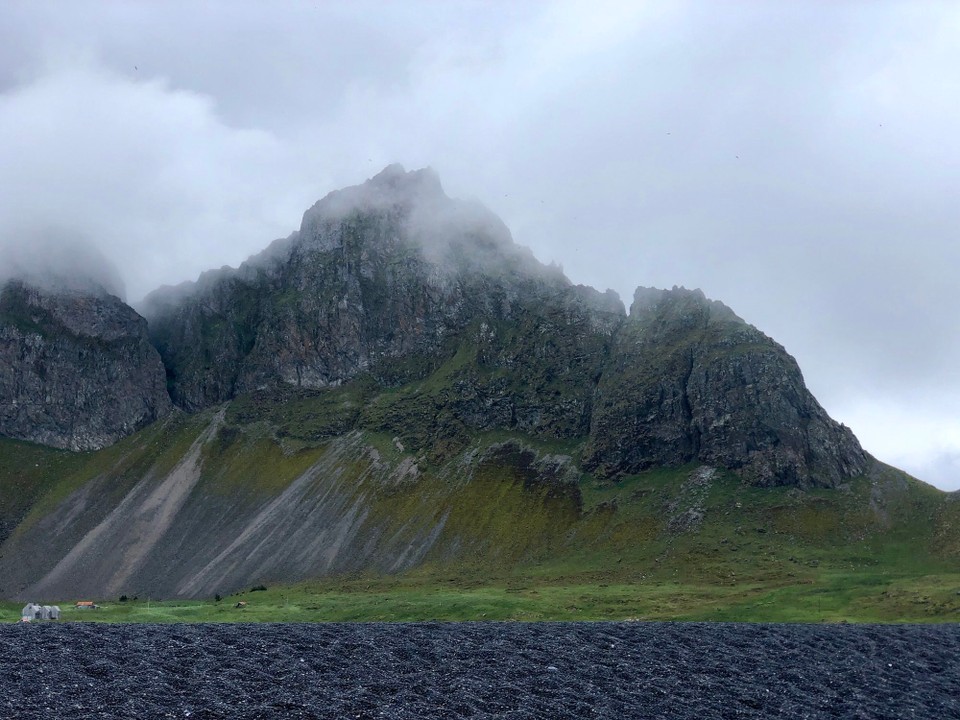 Island - Sveitarfélagið Hornafjörður - Ich habe den Eindruck, dass sich die Wolken weiter lichten...