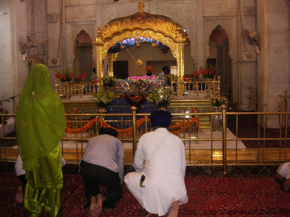 Indien - Neu Delhi - bei der Andacht