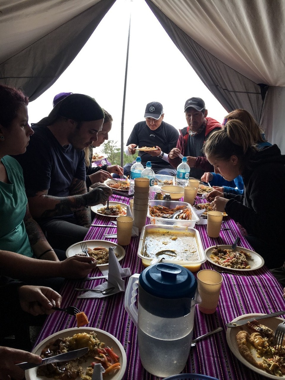 Peru - unbekannt - letztes Mittag, alles muss raus 