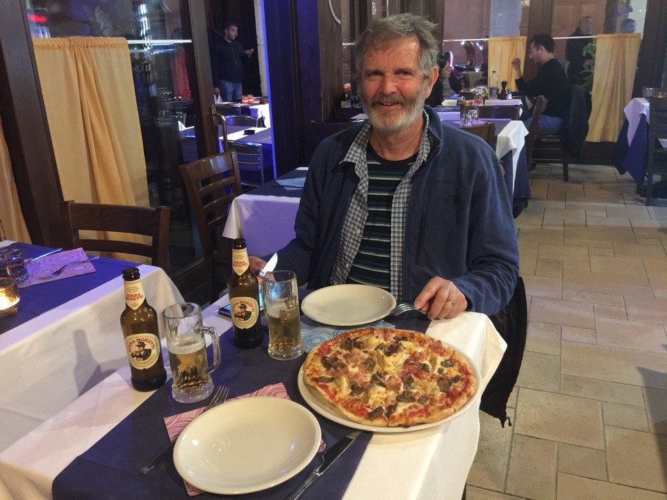 Italy - Venice - Barababao Restaurant- a well deserved Italian pizza and beer