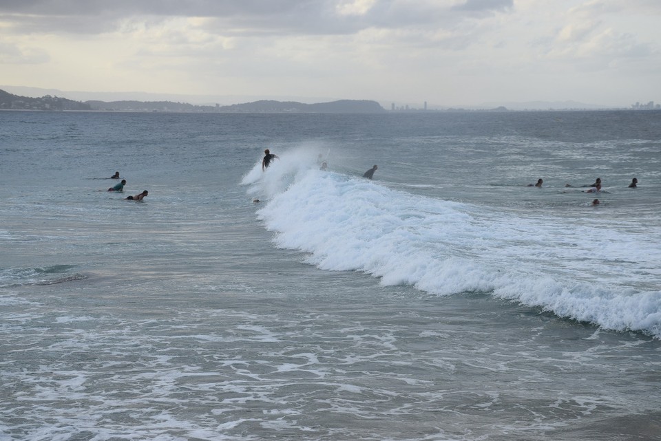 Australien - Coolangatta - ... und Surfer