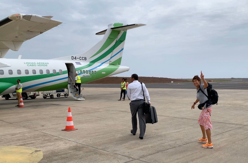 Cap-Vert -  - Et c’est parti... ✈️ avec un fort vent!💨💨💨👍