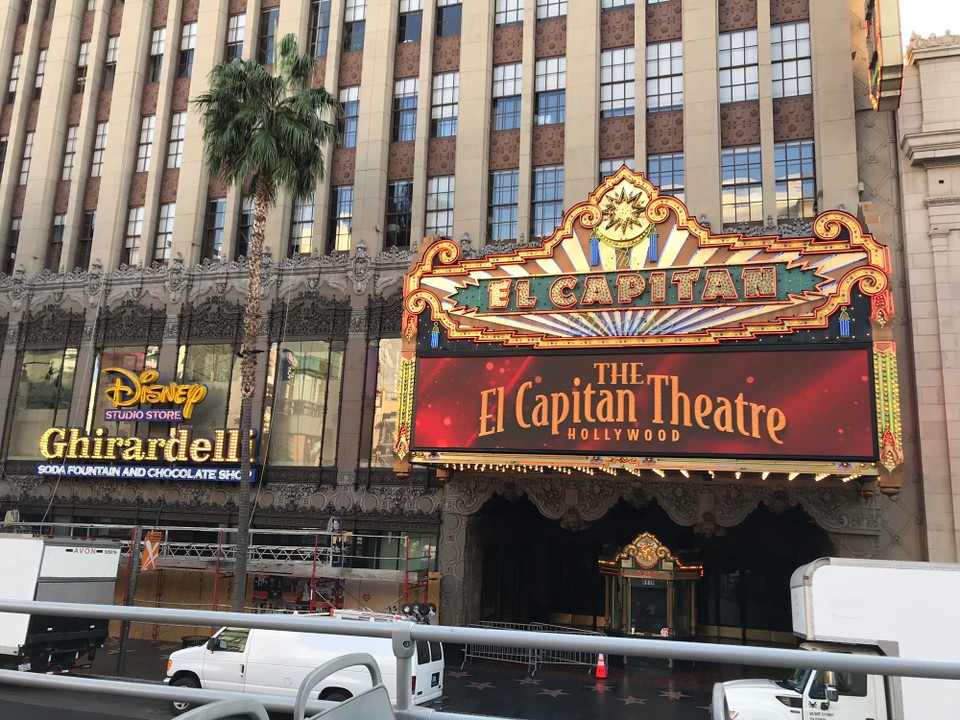 Vereinigte Staaten - Los Angeles - El Capitan Theatre gehört Walt Disney und viele Filme werden dort ausgestrahlt