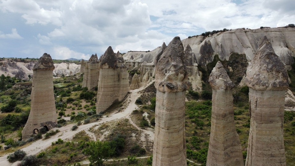 Türkei - Nevşehir Merkez - Kurzes Video beim Orientierungsflug gemacht.