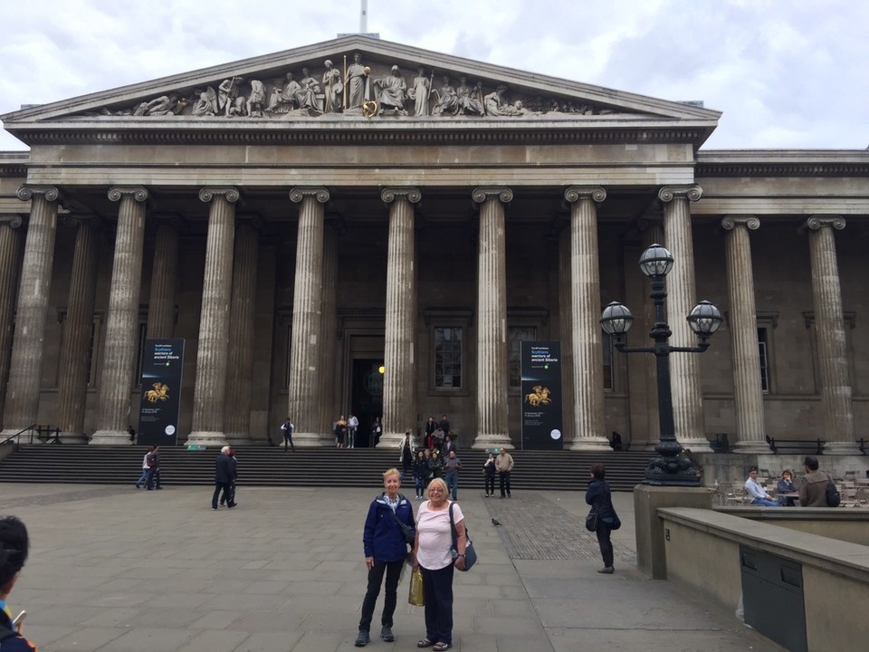  - United Kingdom, London - sisters@British Museum