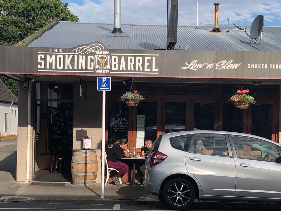 Neuseeland - Motueka - Dinner im Smoking Barrel in Motueka, sehr empfehlenswert!