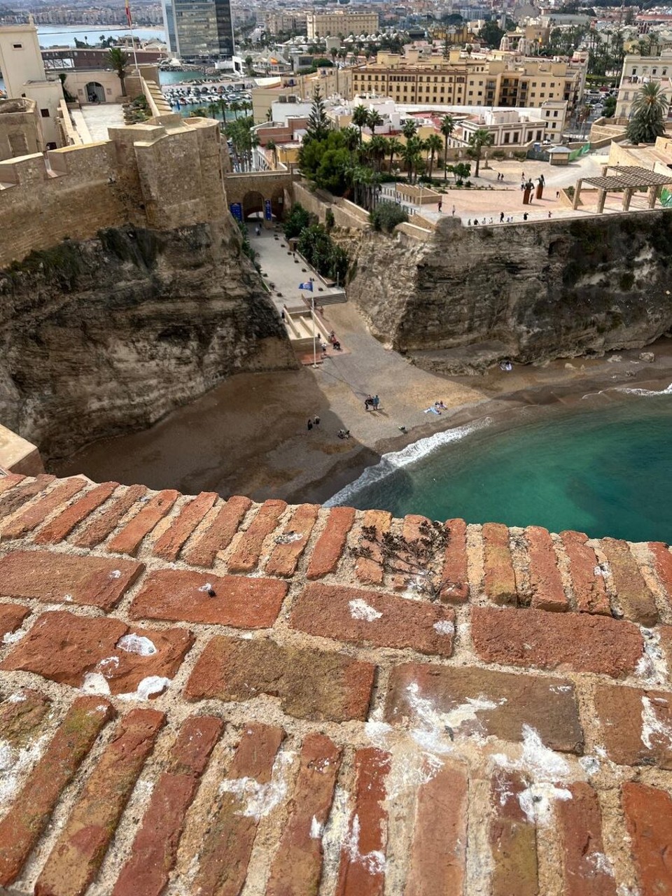 Spanien - Melilla - Baden in der Zitadelle
