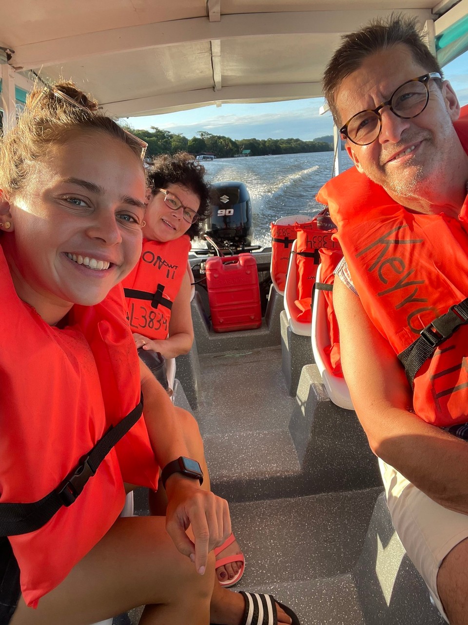 Costa Rica - Pococí - … und anschließende einstündige Bootsfahrt 🚤 an unser nächstes Ziel bringt: Tortuguero