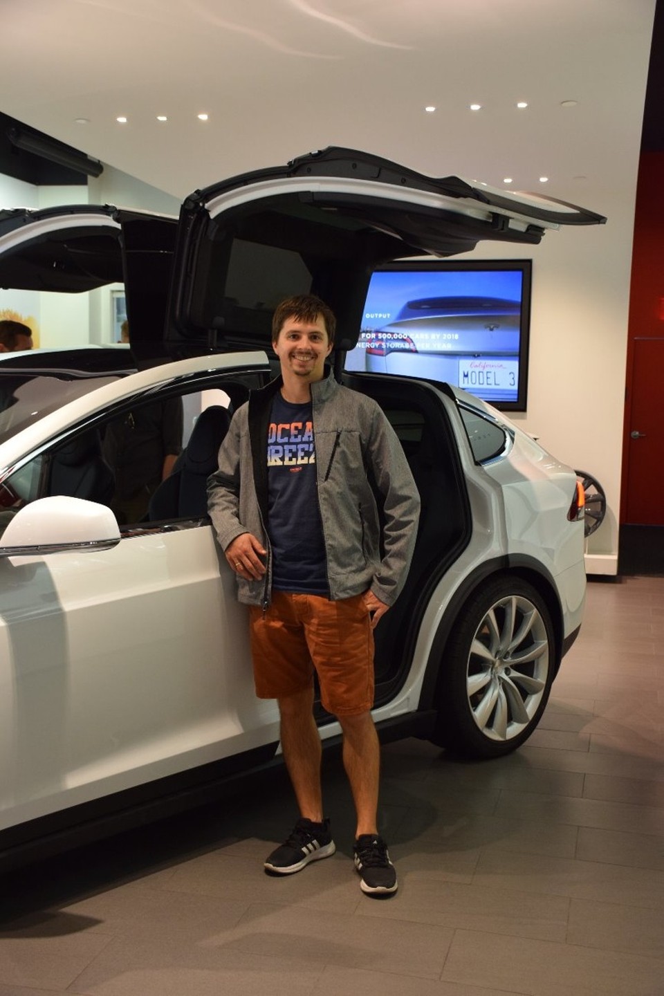 USA - Santa Monica - Bei Tesla!