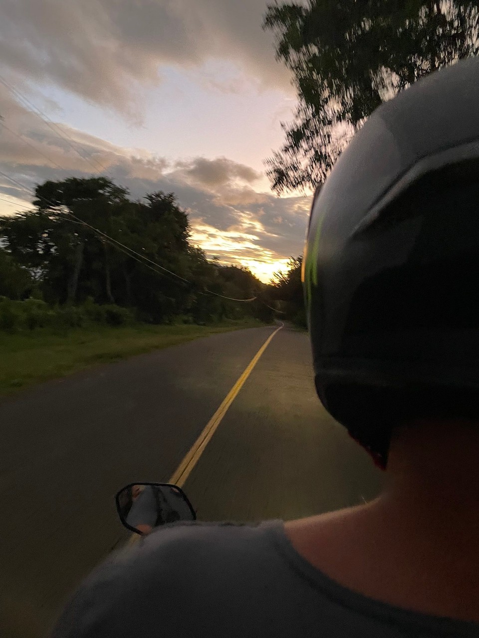 Nicaragua - Altagracia - Zurück mit dem Scooter bei schönstem Sonnenuntergang… 