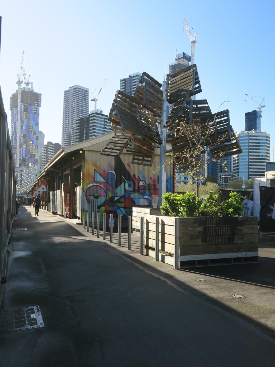 Australia - Melbourne - Queen Victoria market, avec des traiteurs de charcuterie et fromages, vraiment appétissants mais over budget