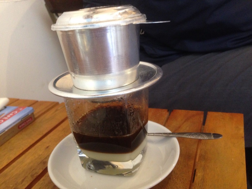 Vietnam - Hanoi - Ca Phe Sua Nong: Klassischer vietnamesischer Kaffee