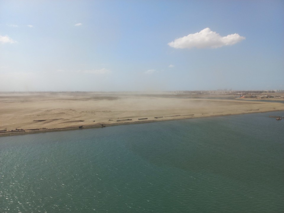 Ägypten - Sueskanal - Sandsturm.