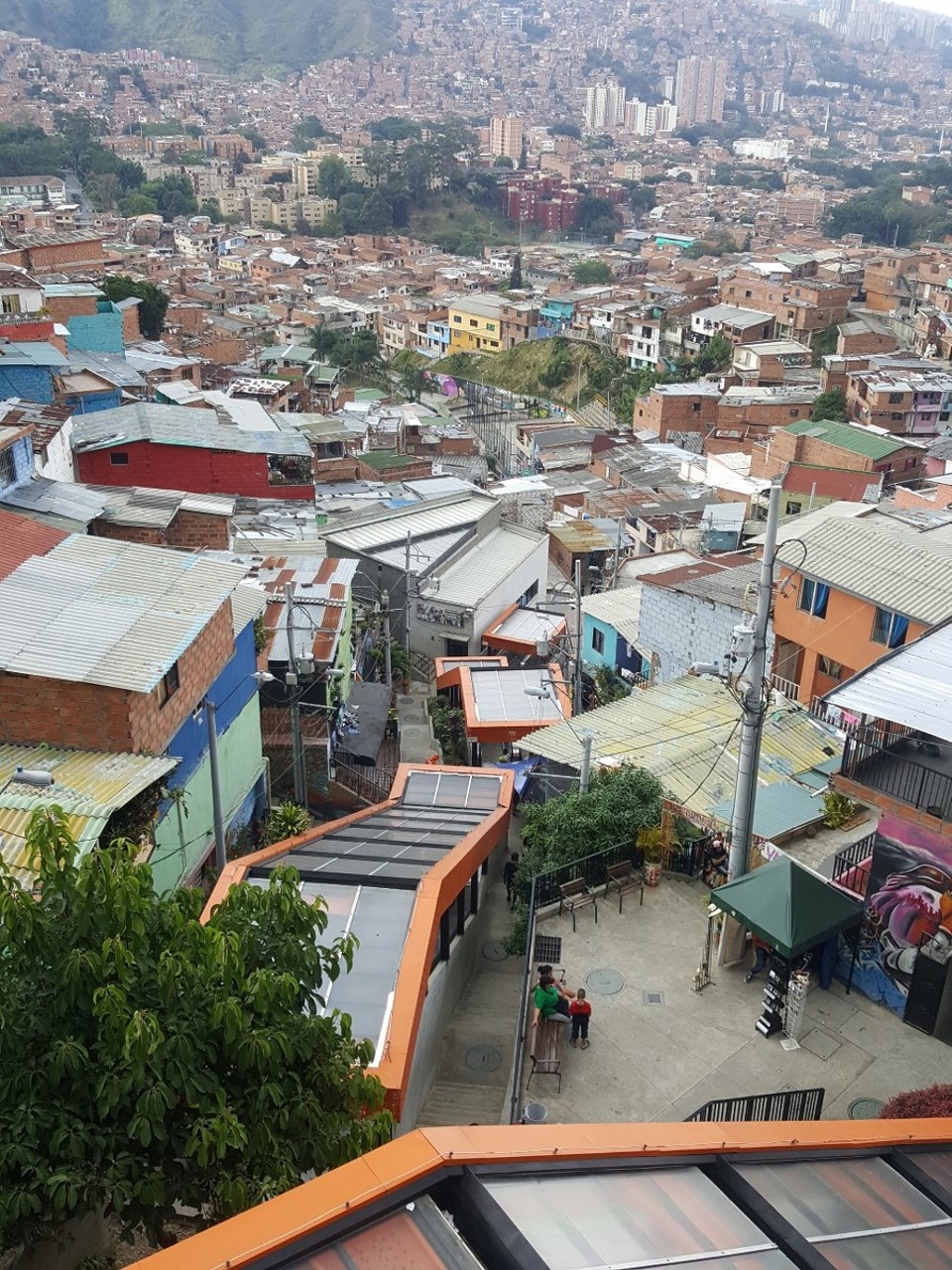 Kolumbien - Medellín - Witzig ist auch die Rolltreppe um die "Höhenmeter" zu überwinden.