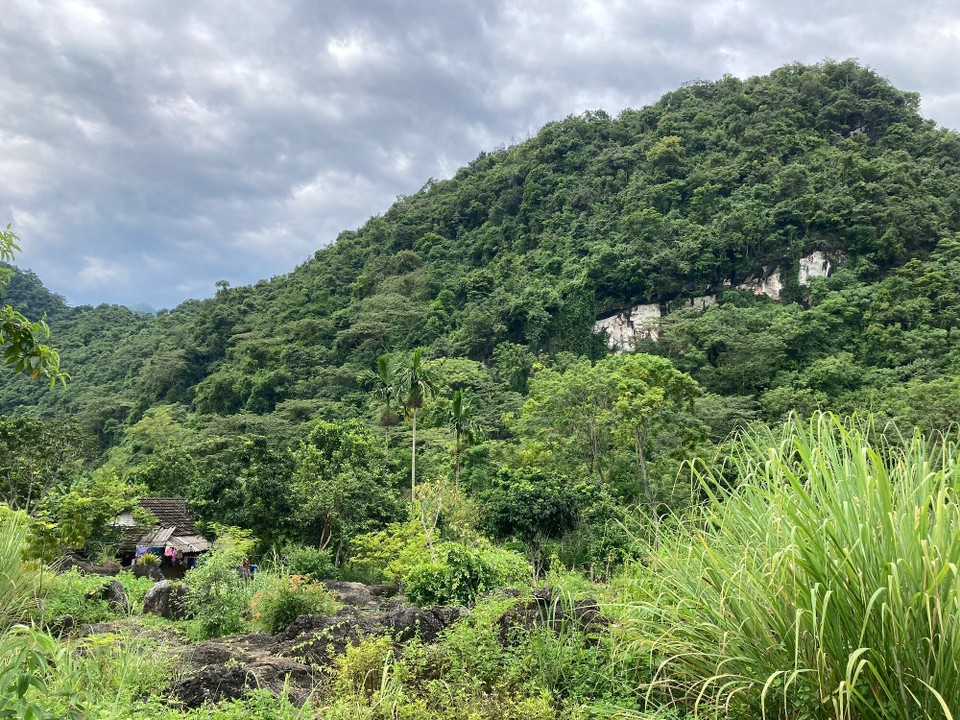 Vietnam - Hà Giang - So nah an der Stadt und doch gefühlt mitten im Nirgendwo ein Haus