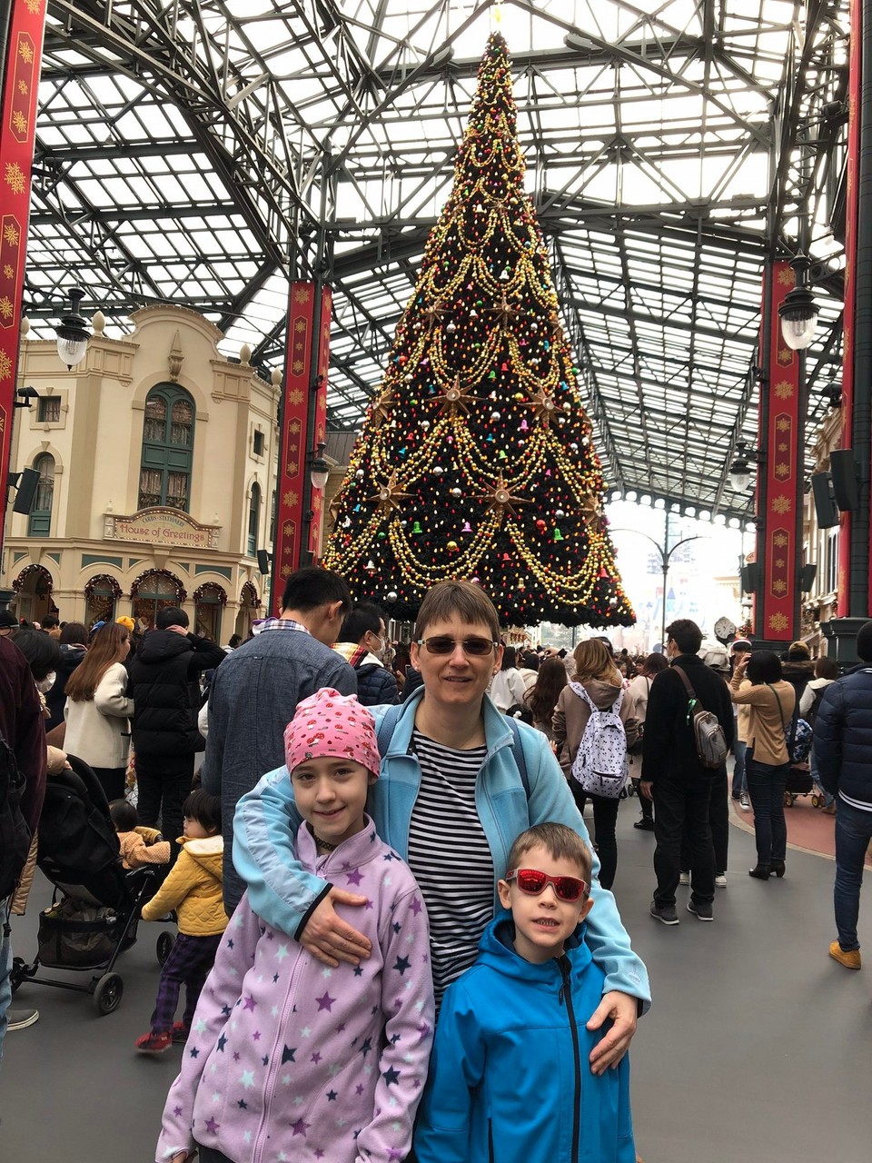 Japan - Urayasu-Shi - Wir sind ins Disneyland Tokyo gegangen 