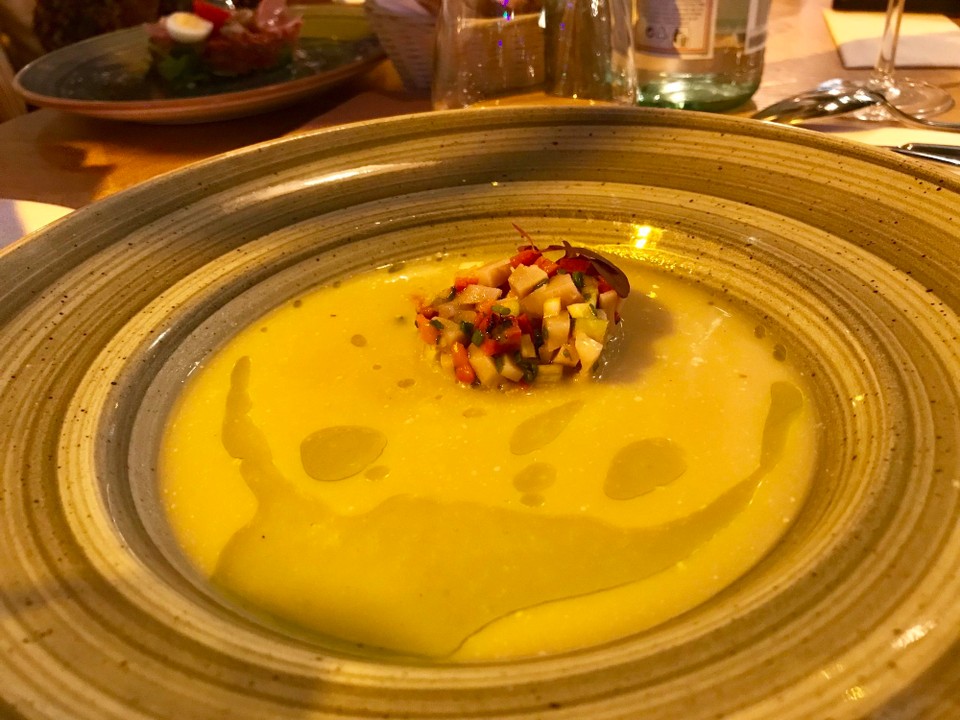 Ungarn - Budapest VII. kerület - Celery Cream Soup
