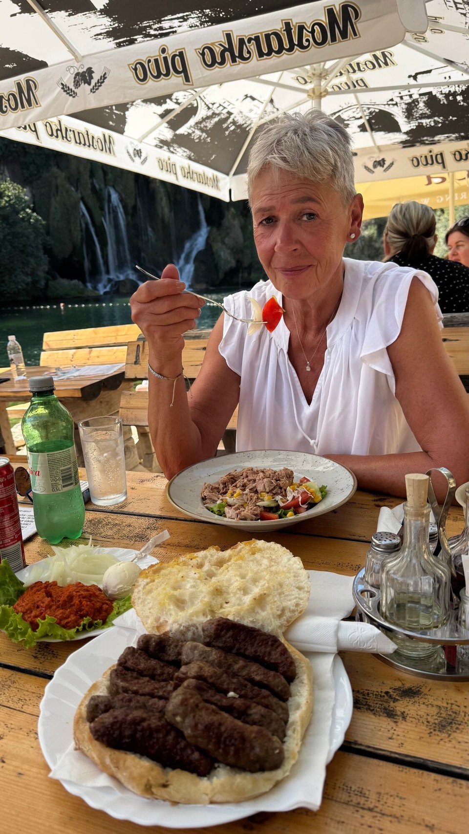 Bosnien und Herzegowina - Grad Trebinje - Auf Wunsch von Felix, hier mal ein Foto mit Speisen von unserer Mittagspause