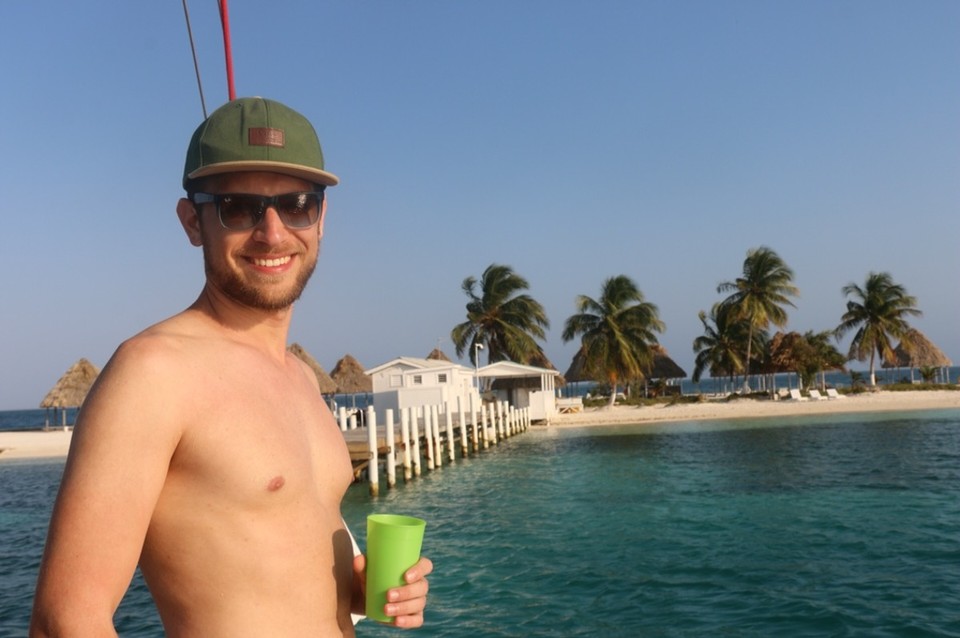 Belize - Rendezvous Island - Chris mit unserer einsamen Insel 
