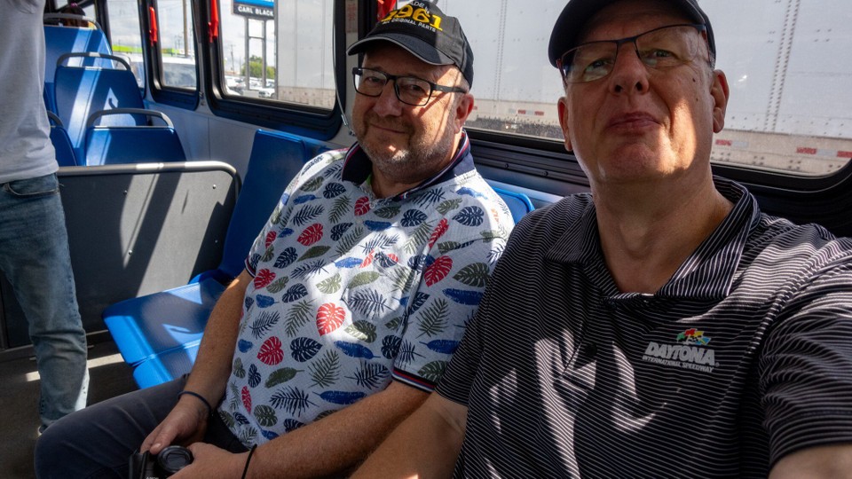 USA - Nashville - Rüttel und Geschüttelt im Bus. Eigentlich müsste man einen Mantel tragen.