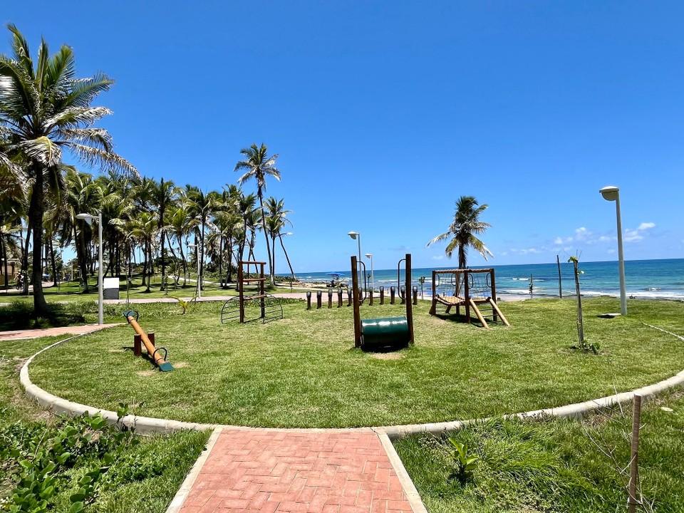 Brasilien - Salvador - Kinderspielplatz an der Promenade