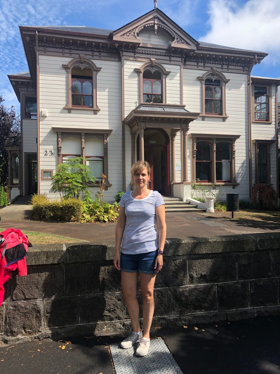 Neuseeland - Auckland - Vor Steffis damaliger Sprachschule "Language International" ...