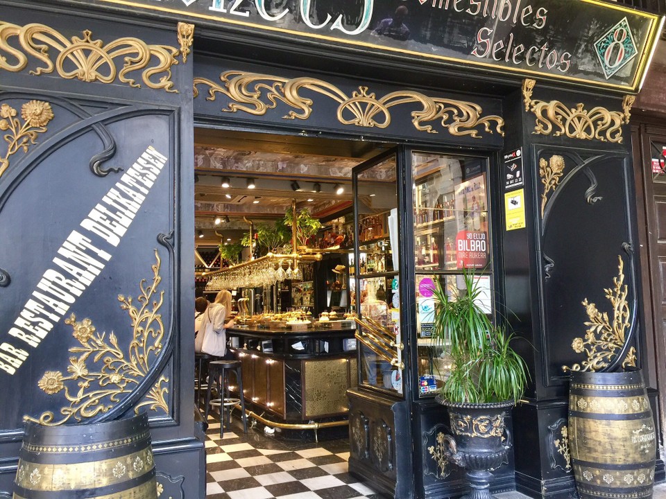 Spanien - Bilbao - Plaza Nueva Café 