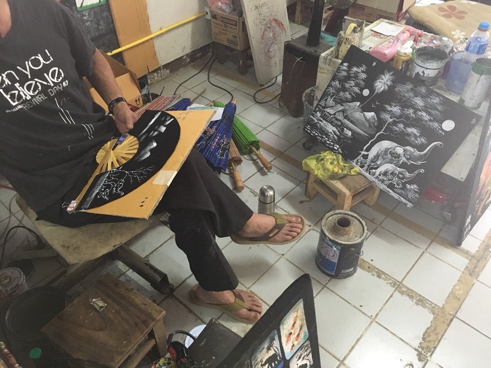 Thailand - Chiang Mai - Und ich habe mir einen eigenen Fächer bemalen lassen. Ich liebe ihn!