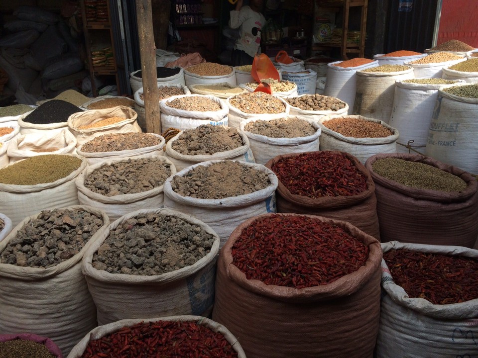 Äthiopien - Addis Abeba - Ein weiterer Gang durch die Stadt, unendliche Impressionen
