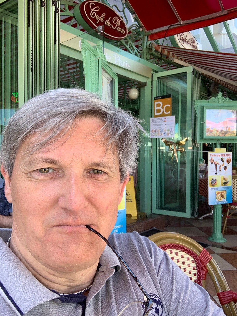 Spanien - Puerto de la Cruz - Beim fünfzigeurokellner