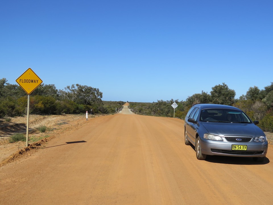 Australia - Perth - Notre "maison" pour 1 mois...pas toute jeune, 350 000 km au compteur...a must have in australia