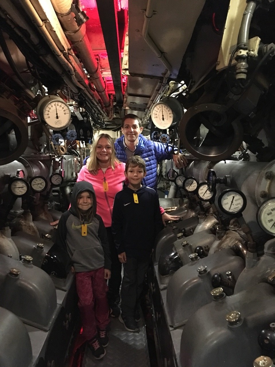 Australien - Mascot - In Sydneys Schifffahrtsmuseum besichtigten wir ein UBoot, ein Kriegsschiff und einen Nachbau des Schiffs von James Cook...