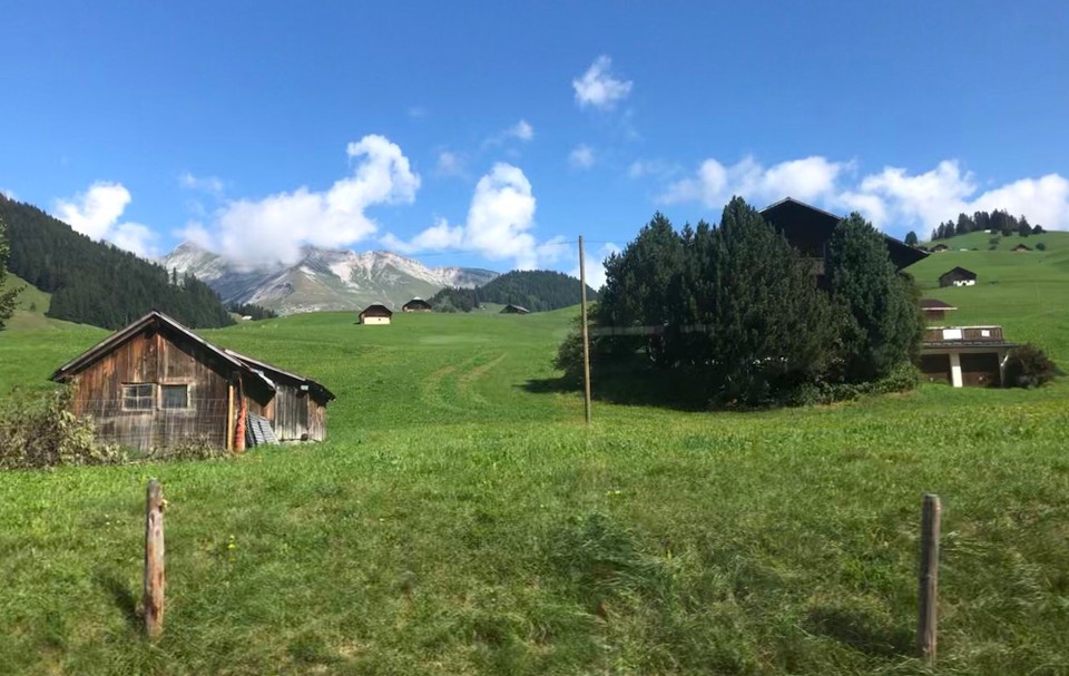Schweiz - Villeneuve (VD) - Bei Traumhaften Wetter durch wundervolle Landschaft. 