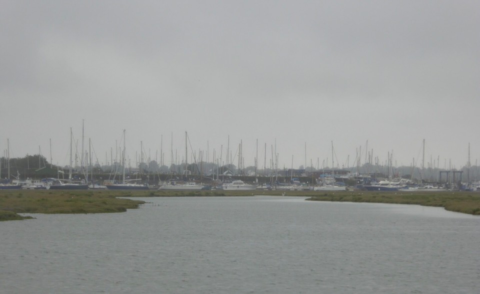 United Kingdom - Chelmsford - …and Titchmarsh Marina. Looking forward to going to the recently reopened Harbour Lights Restaurant! We picked up a mooring buoy to have breakfast whilst waiting for the tide.