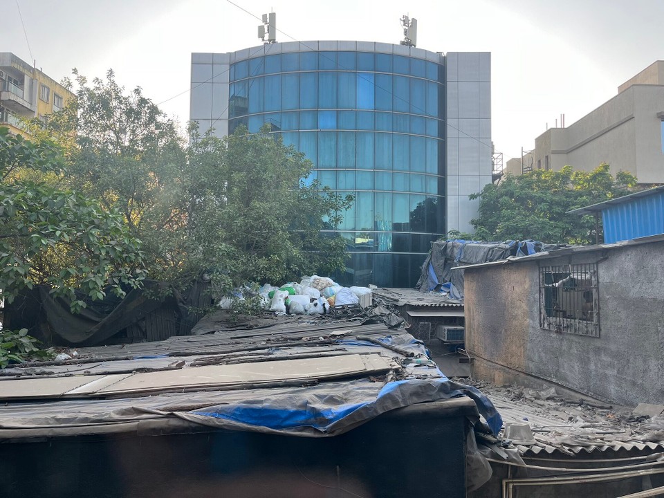 Indien - Mumbai - Blick aus dem Fenster