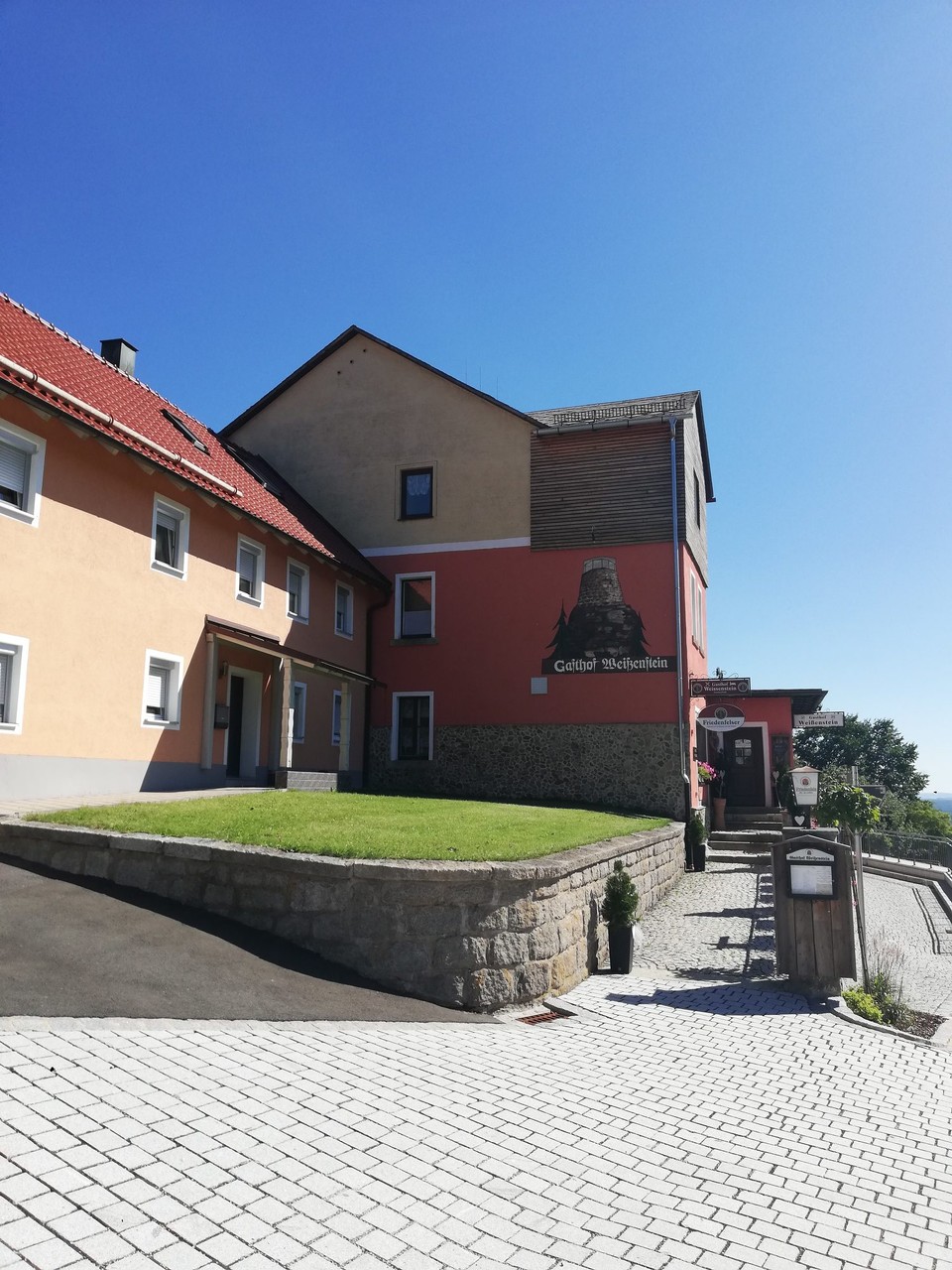 Deutschland - Fuchsmühl - Gasthof Weissenstein, die heutige Unterkunft 