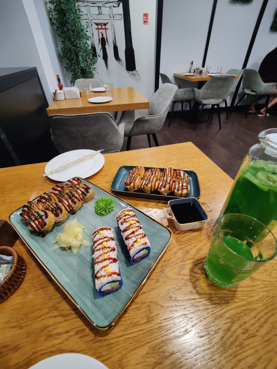 Kasachstan - Astana - Nach der langen Wanderung habe ich mir dann doch ein Abendessen gegönnt 😅