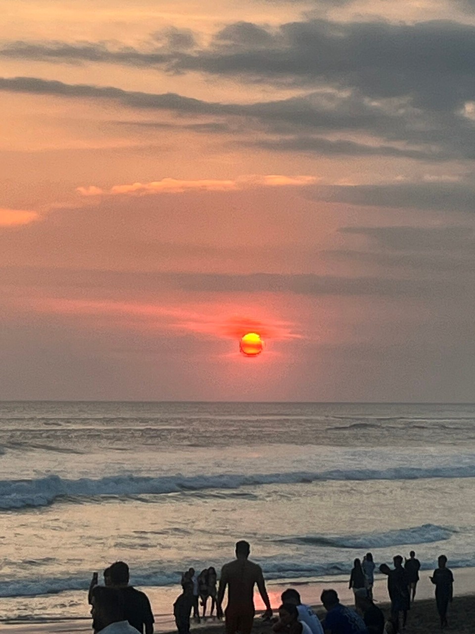 Indonesia - Kabupaten Badung - Amazing sunset today at Finns!