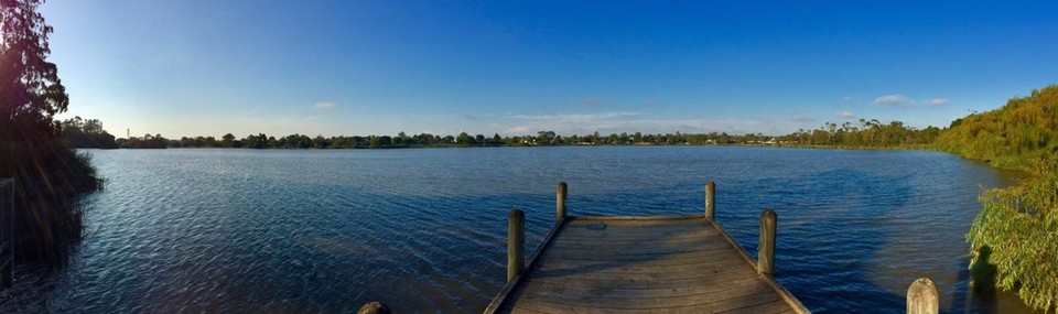 Australia - Sale - Afternoon stroll around Lake Guyatt in Sale. 