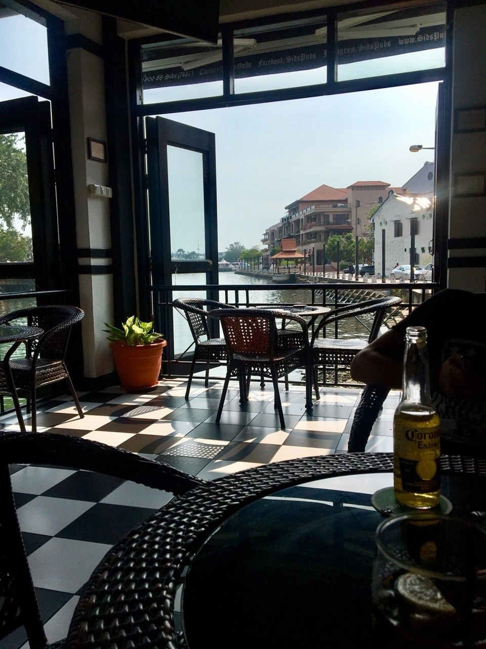 Malaysia - Malakka - Pause am Fluss 🇲🇾