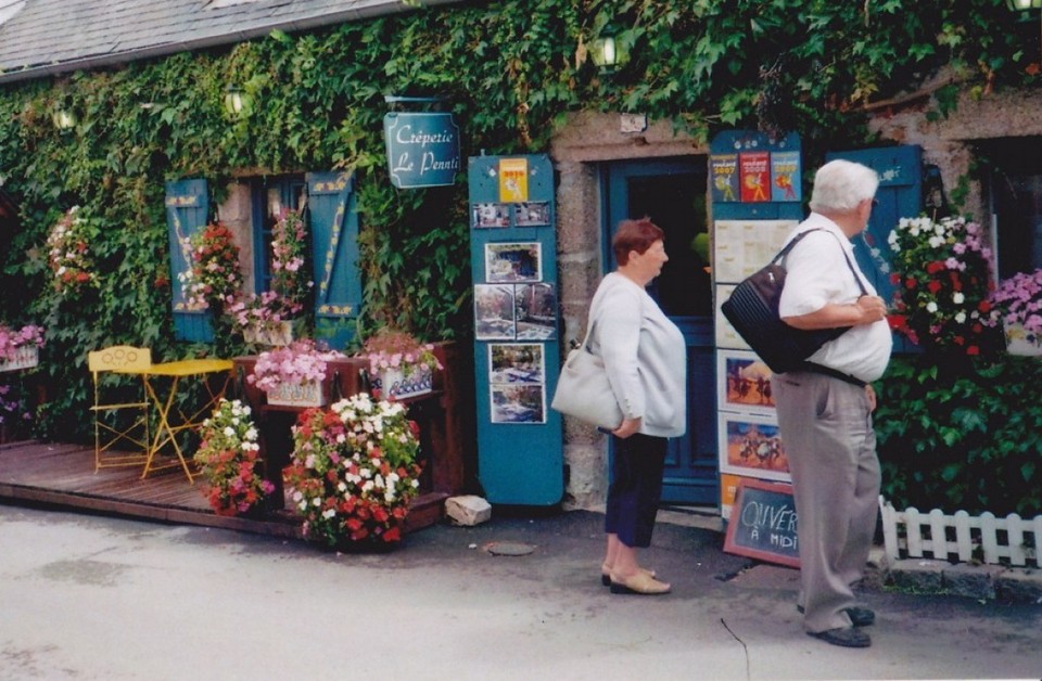 Frankreich - Le Palais auf Belle-Ile - ...romantische kleine Lokale und Shops...
