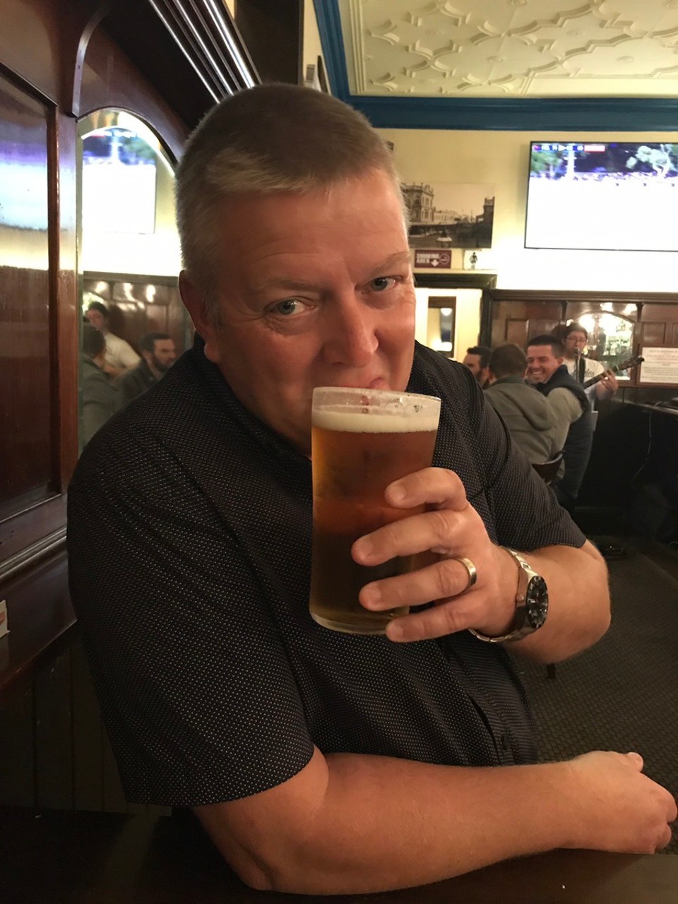 Australia - West Beach - The only time Stevie asks for a pint and actually gets a pint !! Schooners are pots n  pints are schooners!!