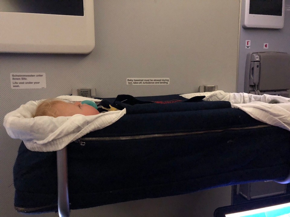 Germany - Oberding - (Fast) den ganzen Flug verschlafen.