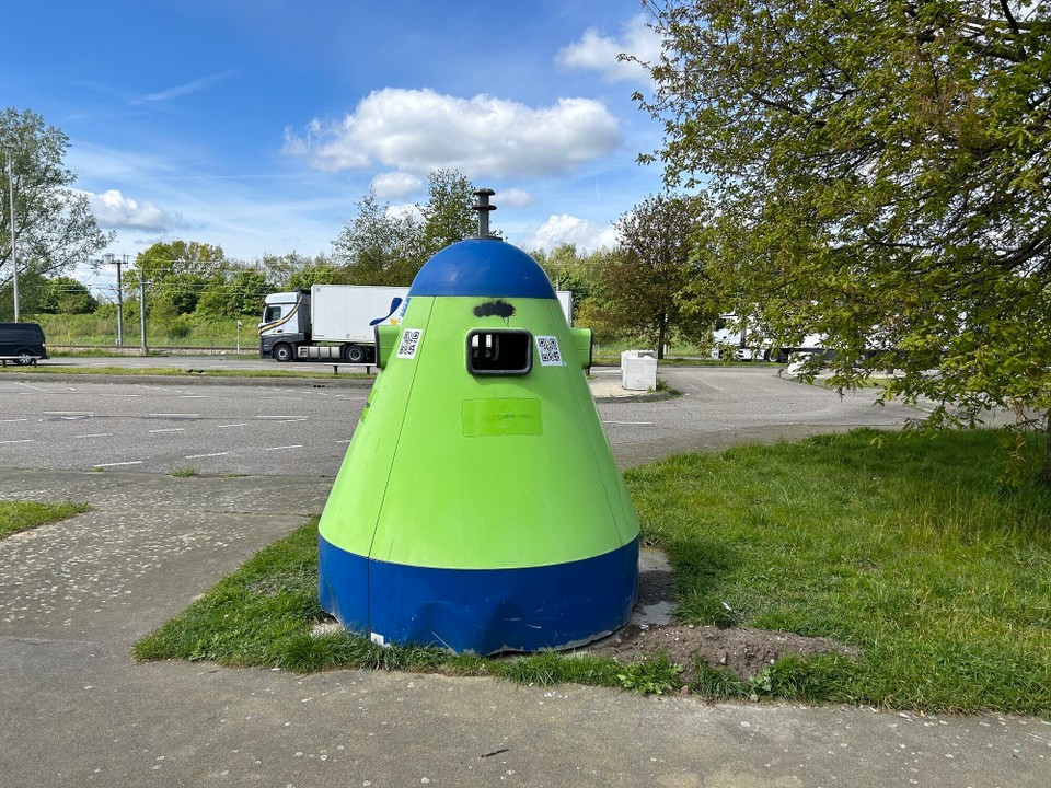 Belgien - Blankenberge - Die niederländischen Mülleimerdesigner sind offensichtlich Dr.Who-Fans. 

