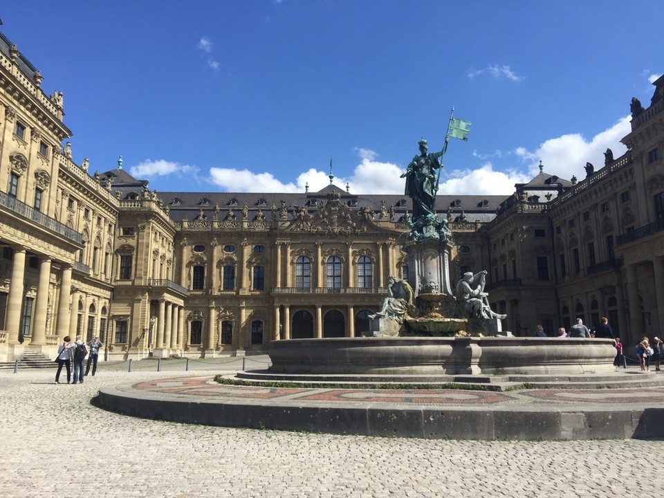  - Germany, Würzburg - The Princes Residence and fountain