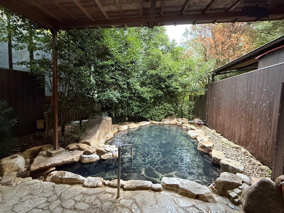 Japan - Tanabe - Privatonsen bei 41 Grad