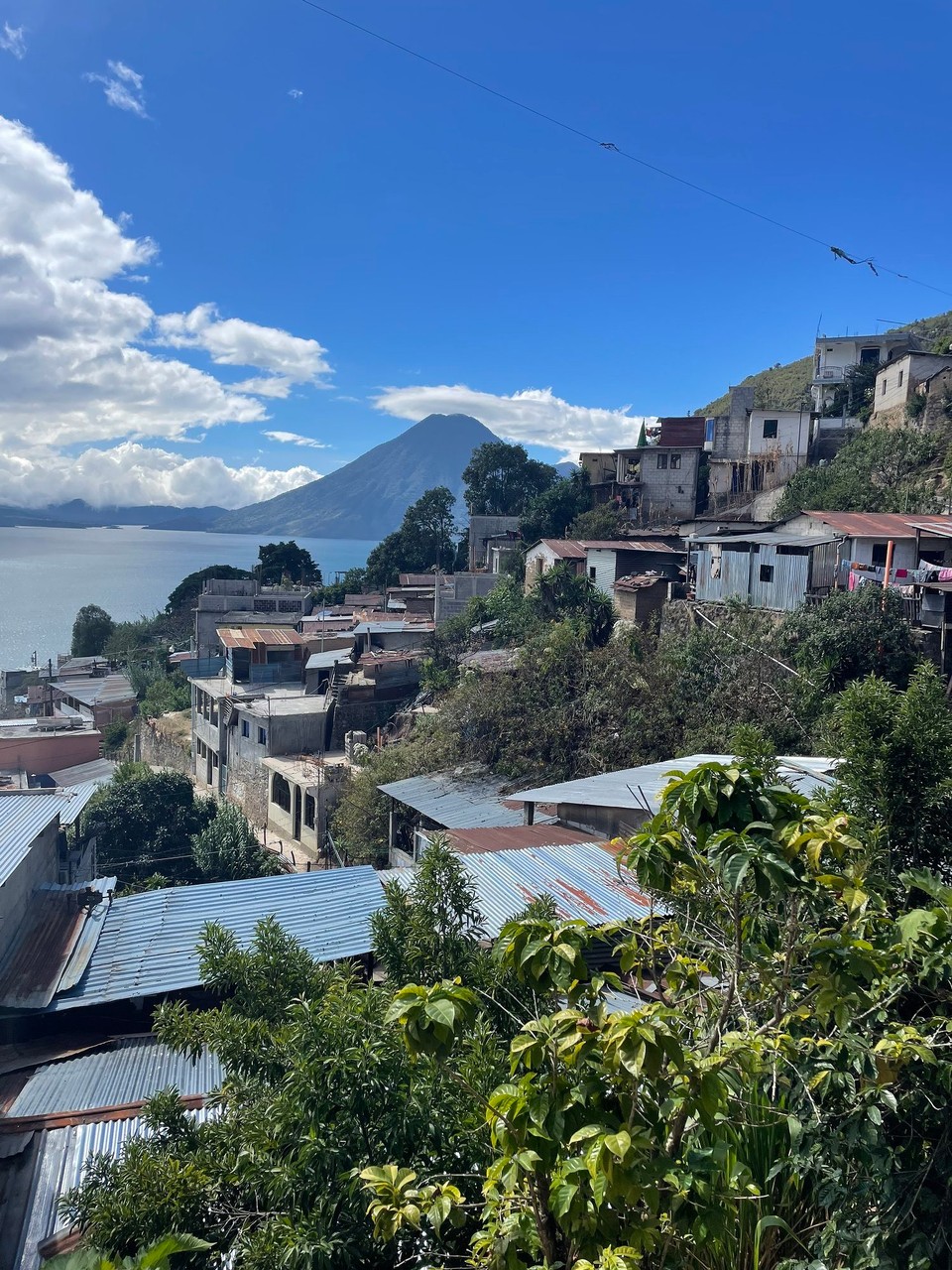 Guatemala - Santa Cruz La Laguna - 🏚️